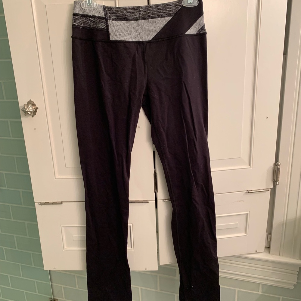 Lululemon pants size 6!!